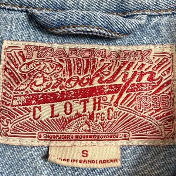 Brooklyn Cloth Distressed Acid Wash 90s Look Denim Jacket Size Small - Picture 4 of 8